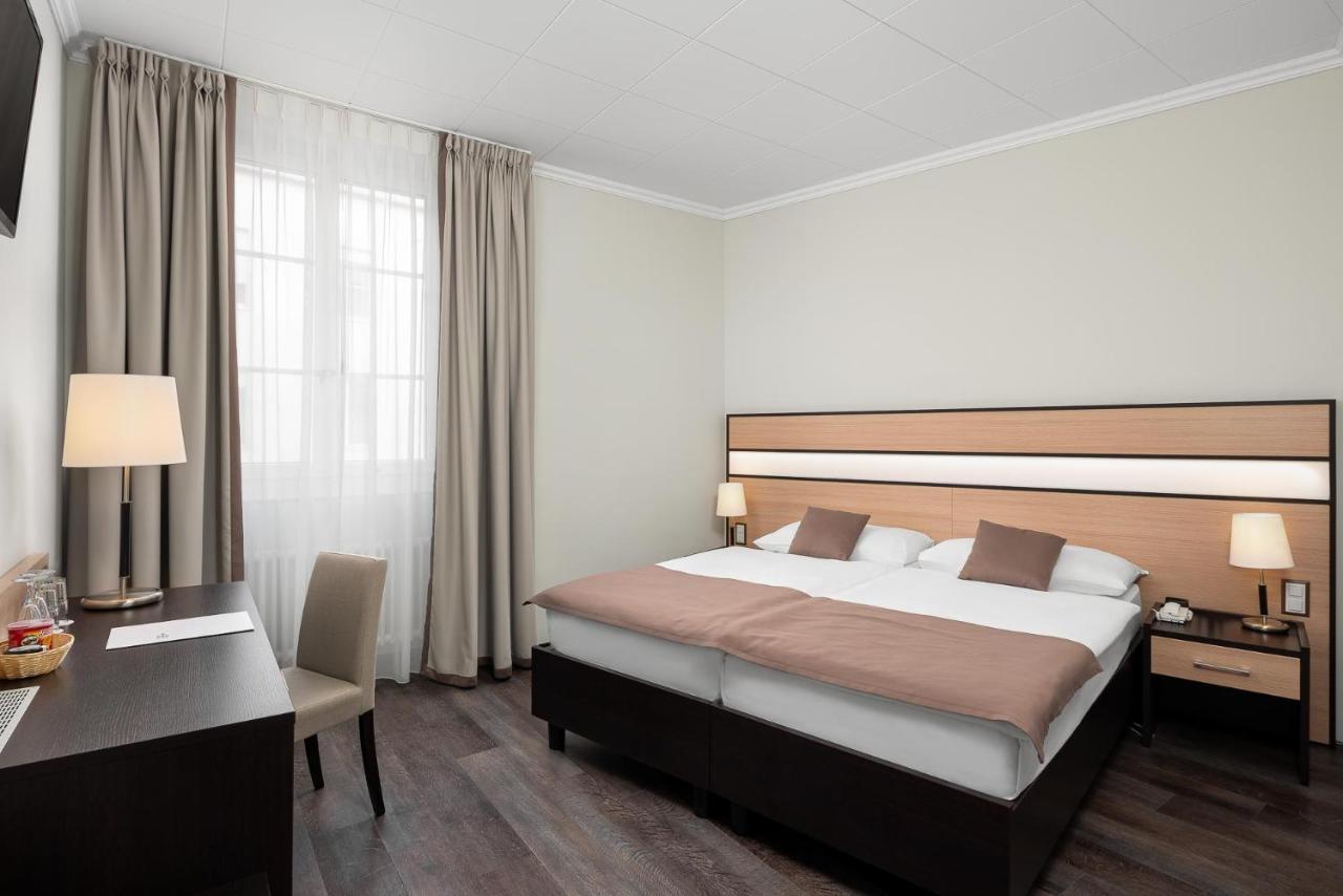 Hotel Des Alpes نيون المظهر الخارجي الصورة